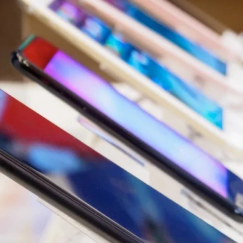 The Best Smartphones of 2025: Our Top 10 List